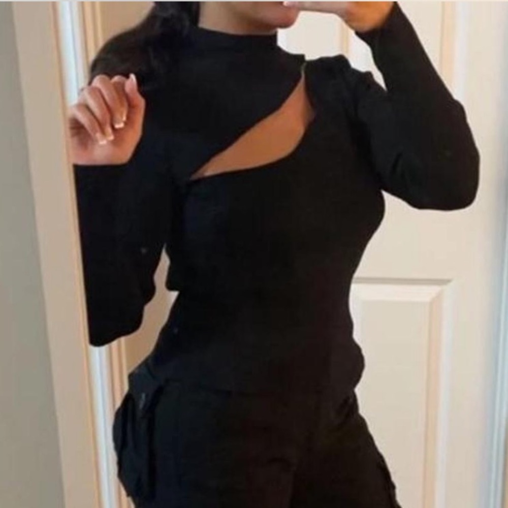 Mock neck cut out sweater